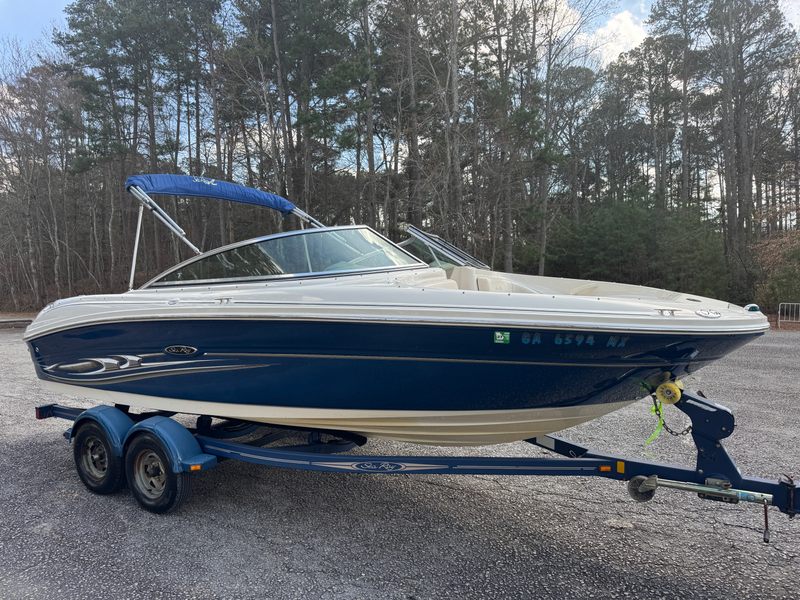 2004 Sea Ray 200 Select