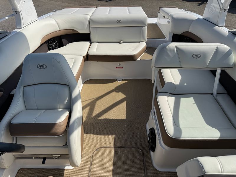 Boat Image 9