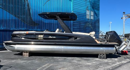 2024 Barletta Reserve V26UC