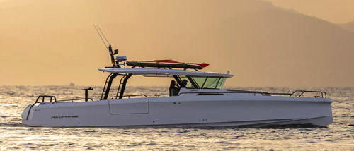 2026 Axopar 45 Cross Top