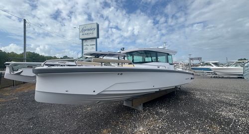 2026 Axopar 29 XC Cross Cabin