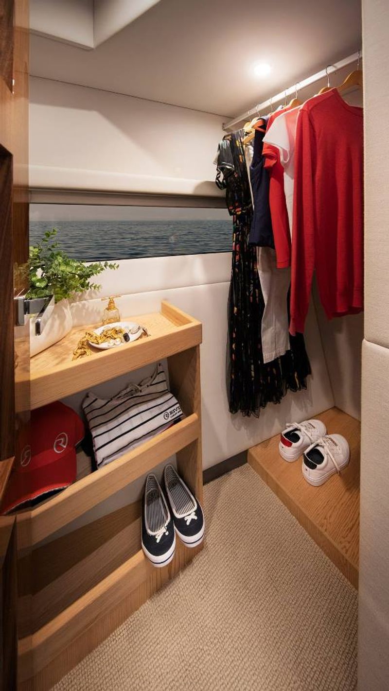 Boat Image 18