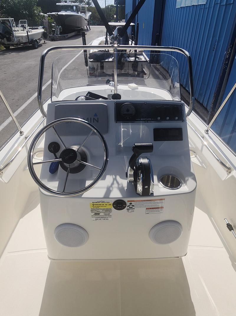 Boat Image 10