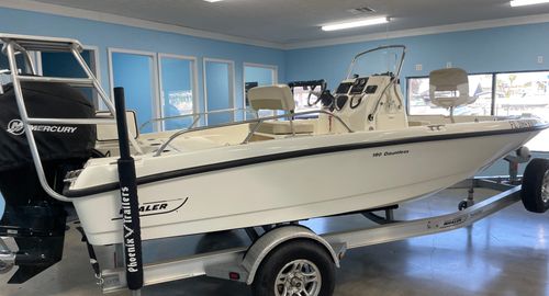 2017 Boston Whaler 180 Dauntless