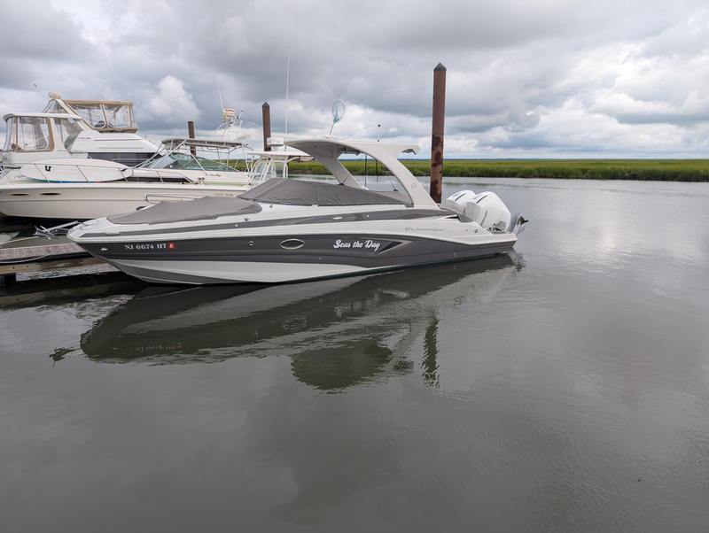 2023 Crownline E305 XS