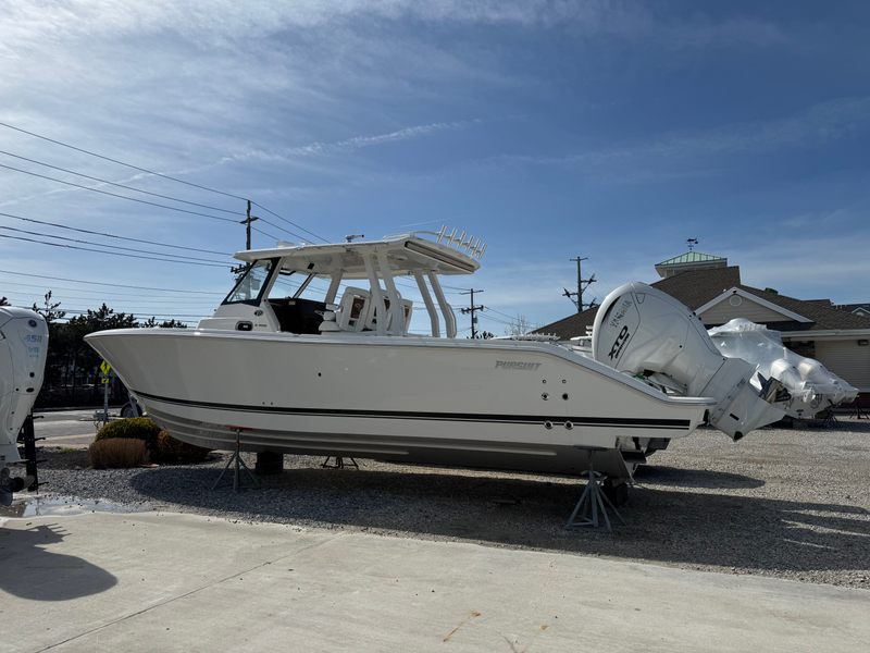 2026 Pursuit S 358