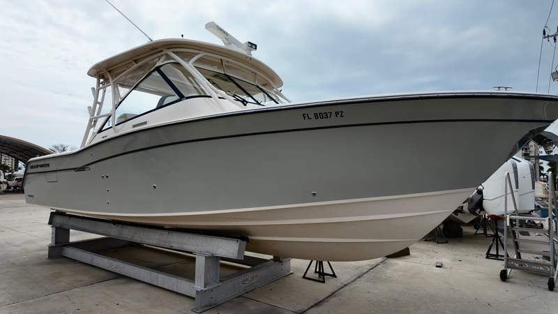 2016 Grady white Freedom 335