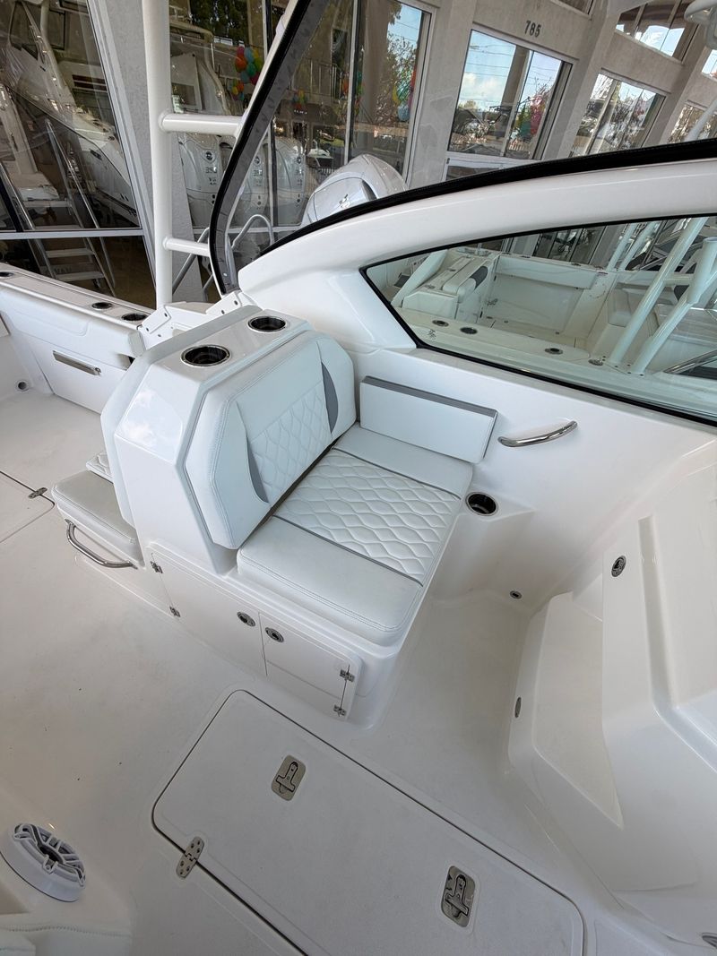Boat Image 11
