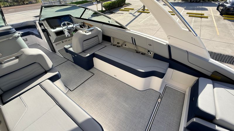 Boat Image 10