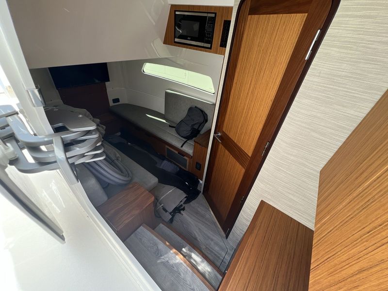 Boat Image 17