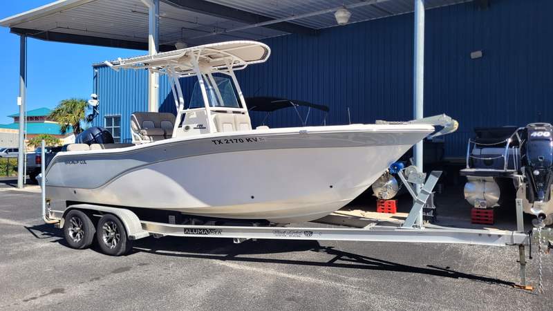 2019 Sea Fox 226 Commander